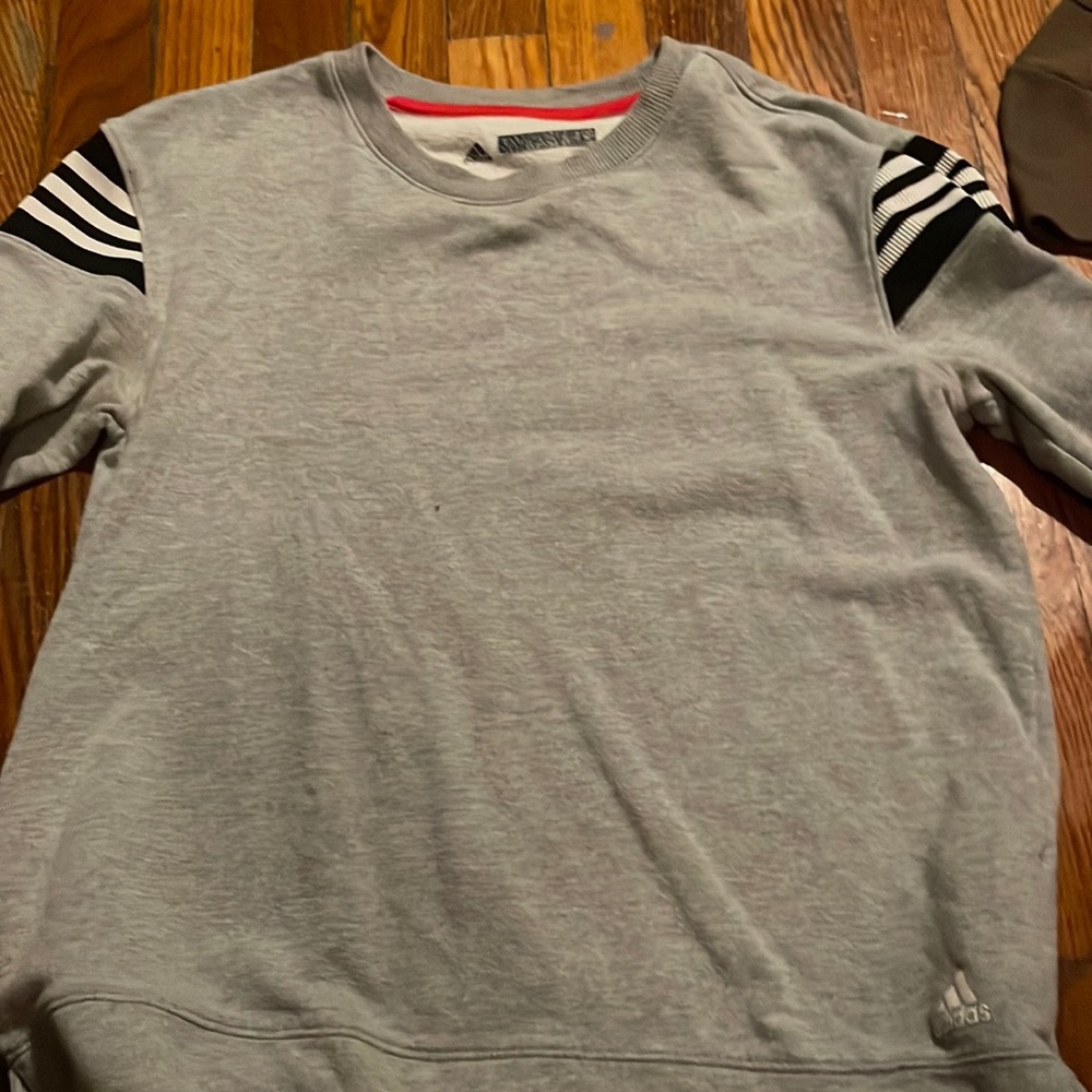 grey sweater